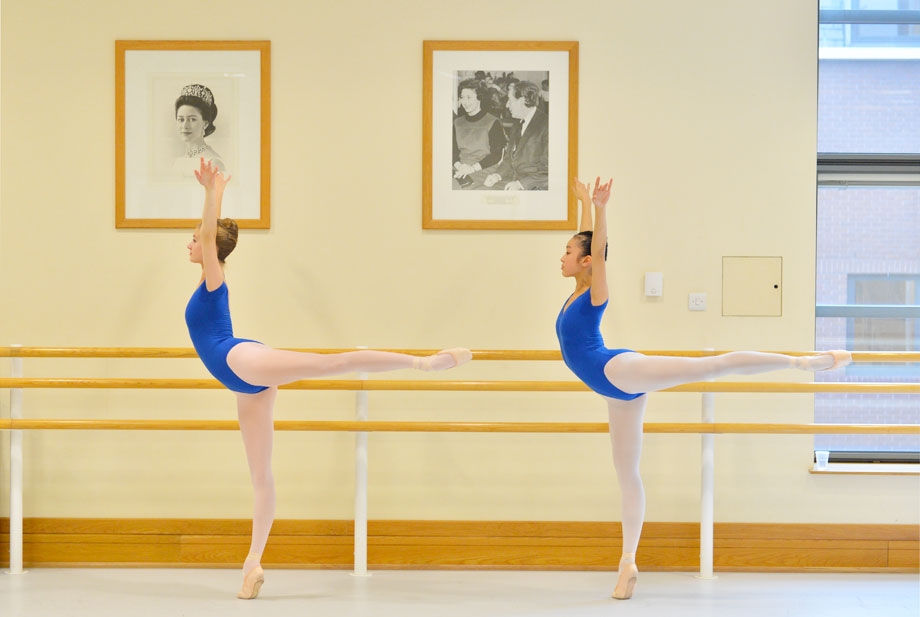 Um dia no Royal Ballet Academy
